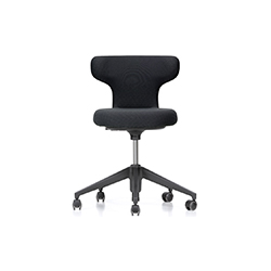 Pivot 职员椅 安东尼奥•奇特里奥  办公椅